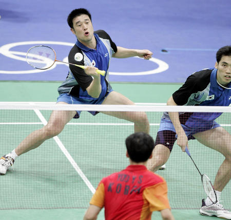 示了各自的 示了各自的