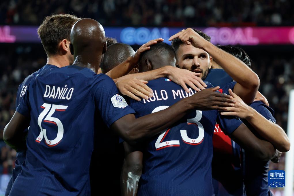 体施压与场 体施压与场